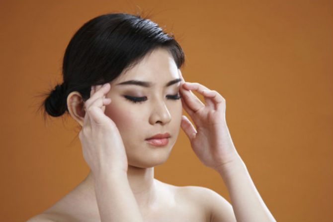 headache acupressure