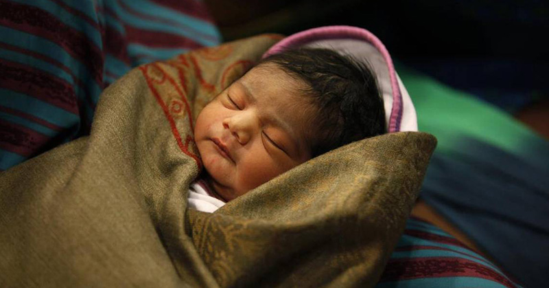 Study: How Often You Hold Your Baby Actually Affects Their DNA