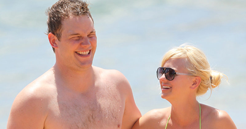 Being in a Happy Relationship is Making You Fat, Scientist Confirms