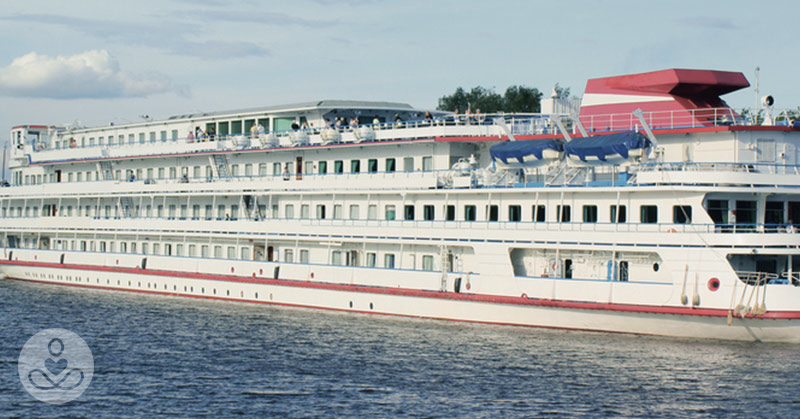 Man Wants to Buy Old Cruise Ship and Turn It into Homeless Shelter