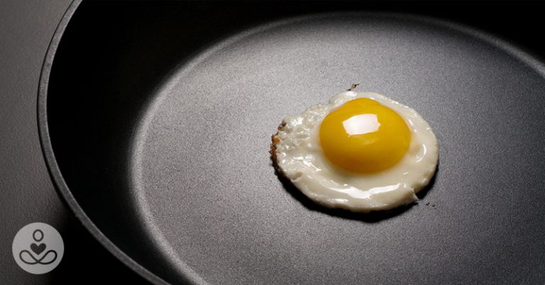 Stop using ‘non-stick’ Teflon pans! This is what happens to your risk of cancer, liver and kidney disease - Featured image