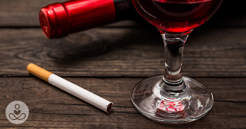 Bottle of Wine a Week Equals 5-10 Cigarettes for Cancer Risk, Study Shows