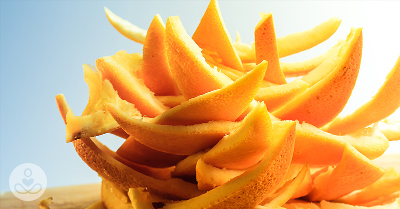 7 Amazing Things You Could Do With Those Orange Peels Slated For the Trash Can