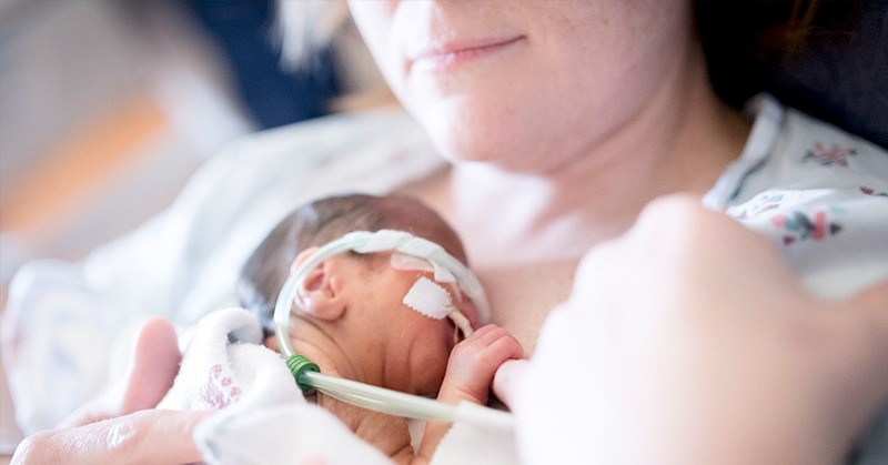 Mothers Who Give Birth to Premature Babies—What Life Is Like in the NICU
