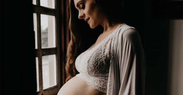 Things to Know If You’re Pregnant After 40 - Featured image