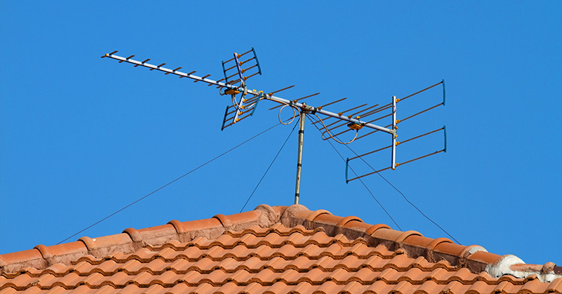Researchers Say That More People Are ‘Cutting the Cord’ and Going Back To TV Antennas
