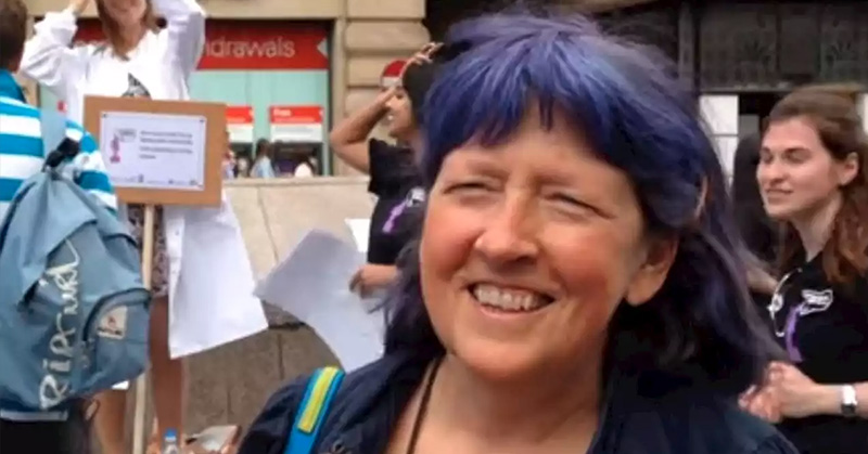 Scientist who helped develop new drug for ovarian cancer donates all profits to charity