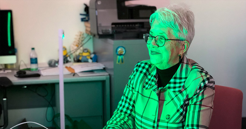 Researchers Explore A Drug-Free Idea To Relieve Chronic Pain: Green Light