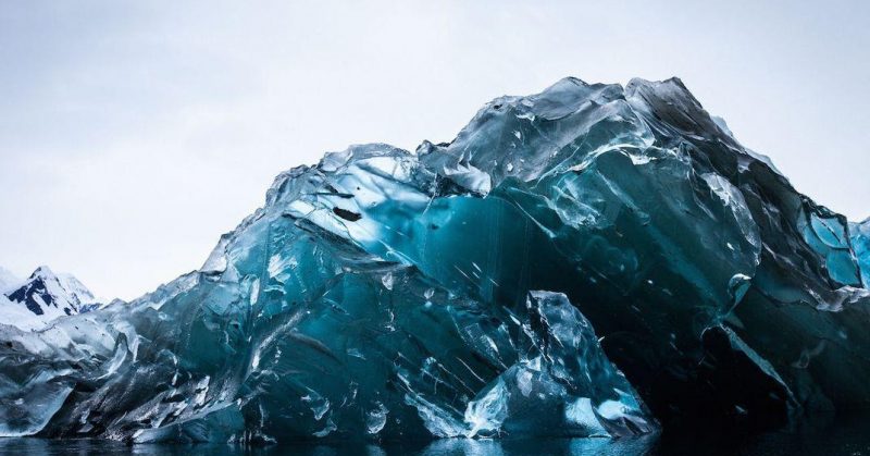 Stunning Photos of the Underside of an Iceberg