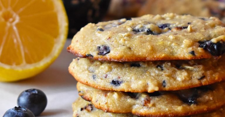 Quick & Easy Oatmeal Protein Cookies - Featured image