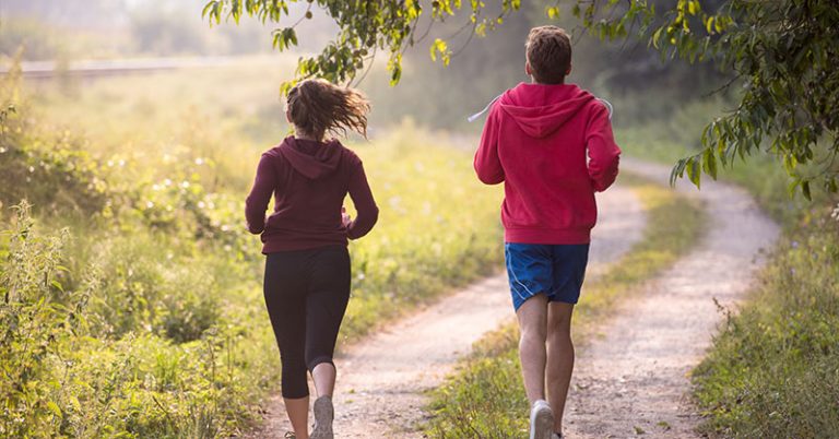 The Healthiest People in the World Don’t Go to the Gym - Featured image