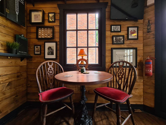 drunken crab pub 5