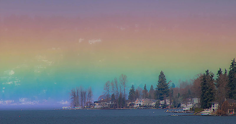 Photographer Snaps Once-in-a-Lifetime Shot of a Rainbow Sky