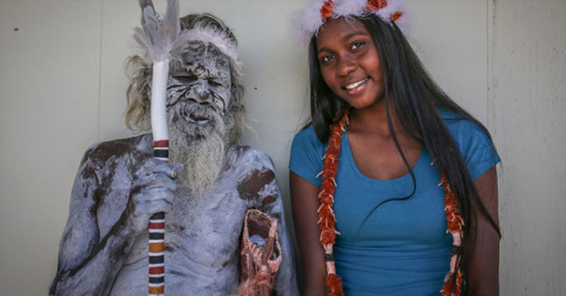 Aboriginal Man Traveled 2,000 Miles To Attend His Granddaughter’s Graduation - Featured image
