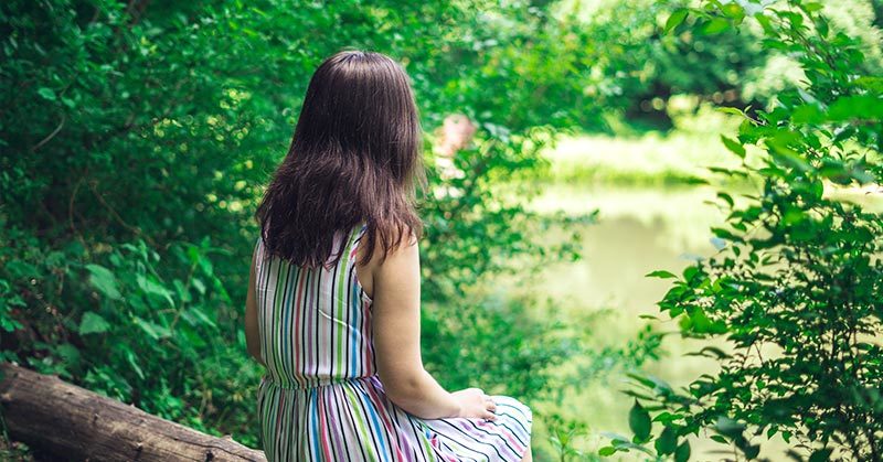 Study Shows Women Who Are Surrounded By Plants Are Happier And Live Longer
