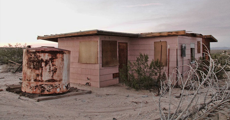 A Couple Buy a Collapsing Cabin For $7K in Joshua Tree and Revamp it Into a Desert Oasis