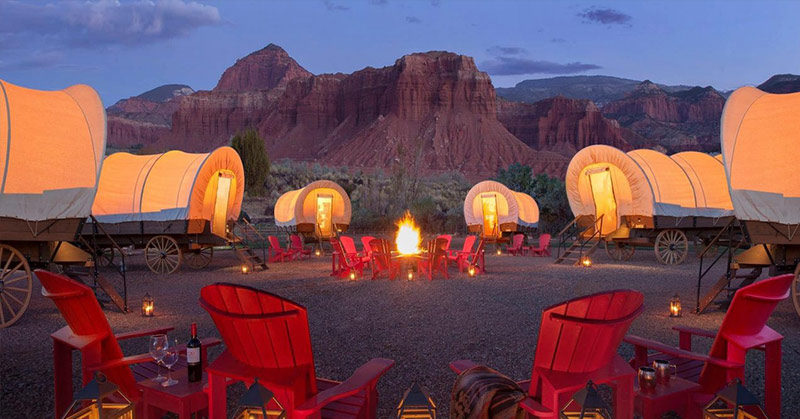 Vacation in a Pioneer-Styled Covered Wagon at One of These Beautiful Campsites