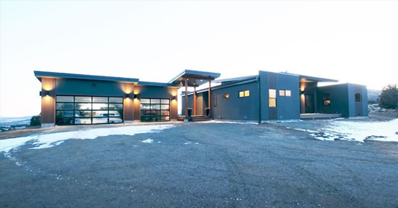 This Stunning ‘Dream Home’ Came From a Surprisingly Affordable Kit - Featured image