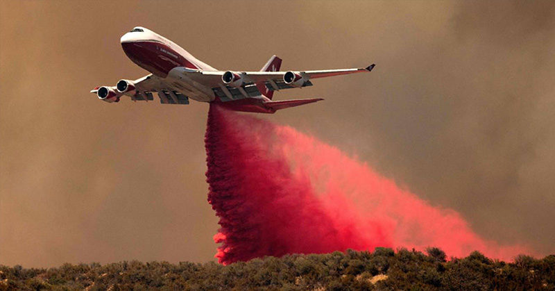Passenger Planes Become Fire-Fighting Aircrafts to Battle the Californian Wildfires