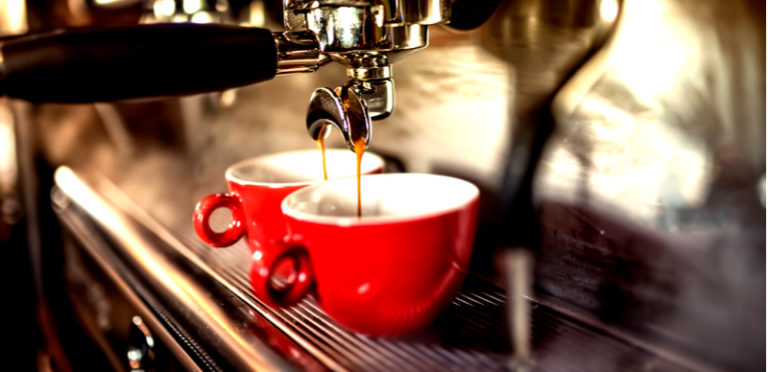 The Best Time To Drink Coffee, for Better Blood Sugar Control - Featured image