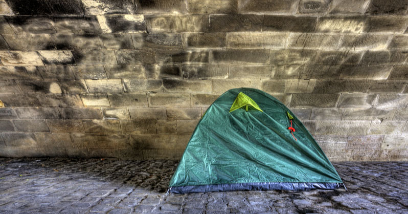 All-girl engineer team invents solar-powered tent for the homeless