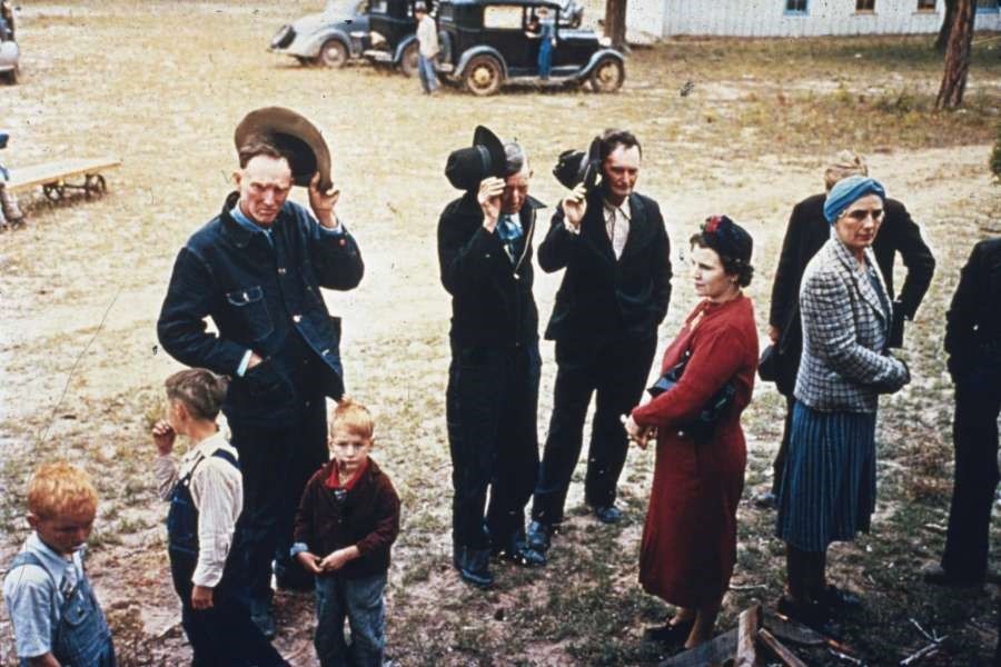 1940: People gathering for a barbeque dinner in Pie Town