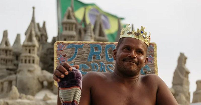 Meet the Sandcastle King Who Has Avoided Rent for 24 Years