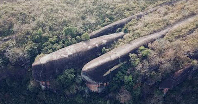 This 75-Million-Year-Old Rock Formation In Thailand Looks Like A Crashed Spaceship