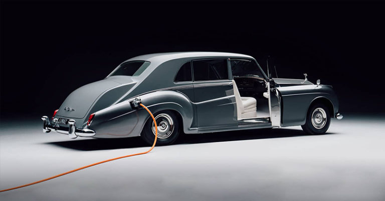 From Alpaca Floor Mats to Gold Inlay, the World’s First Electric Rolls-Royce Is a Luxe, Sustainable Ride - Featured image