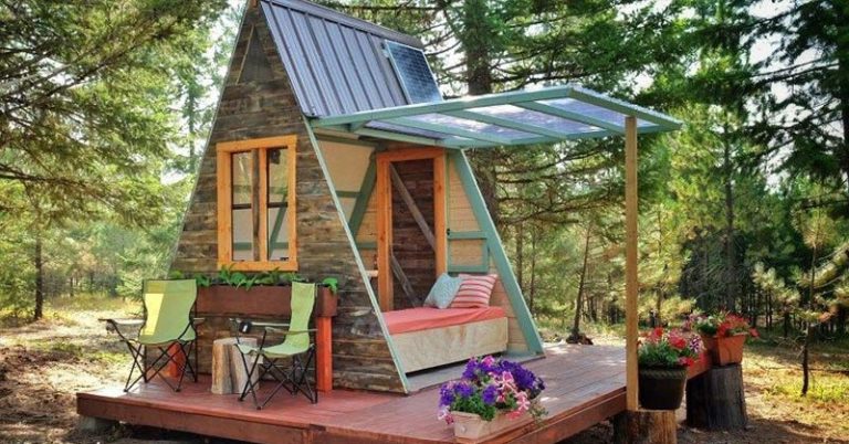 This Cute-As-A-Button Cabin Only Cost $700 To Build - Featured image