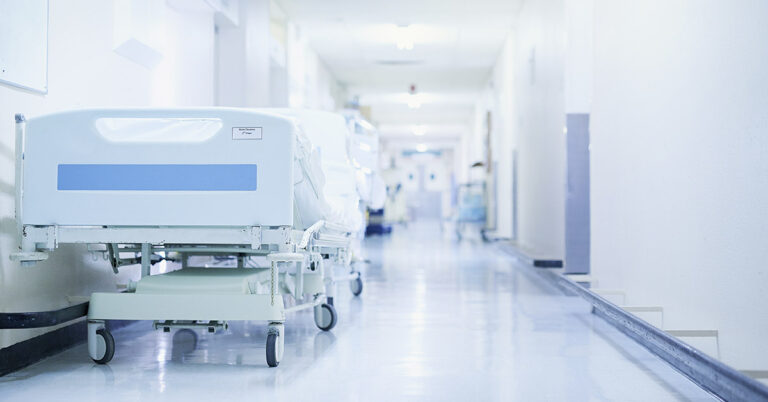 Woman Dies After 7-Hour Wait in Emergency Room: ‘The System Is Obviously Broken’ - Featured image