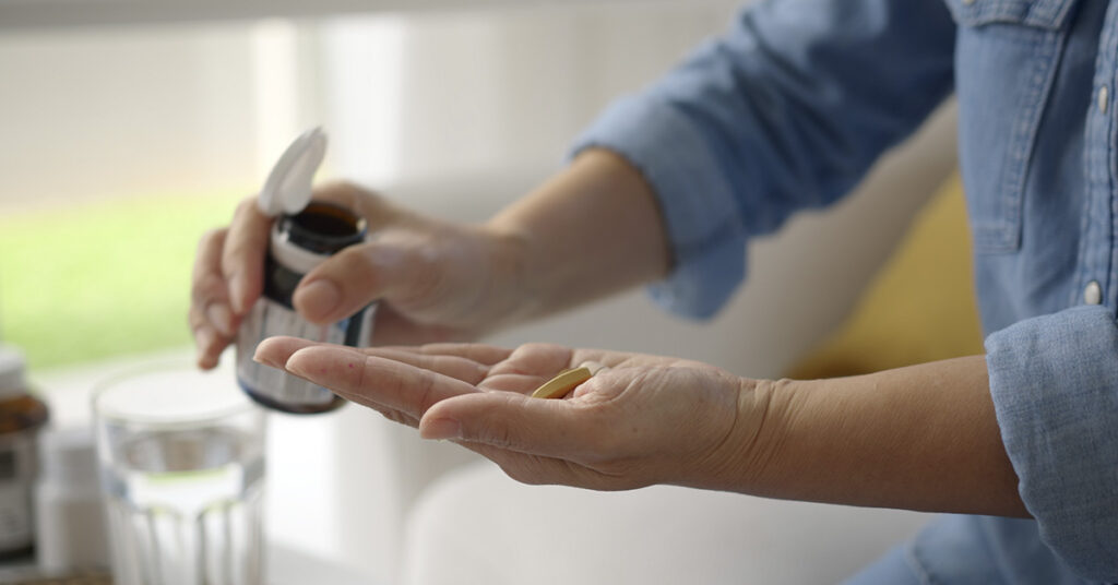Vitamin B12 Deficiency and Dementia Symptoms: What You Should Know - Featured image
