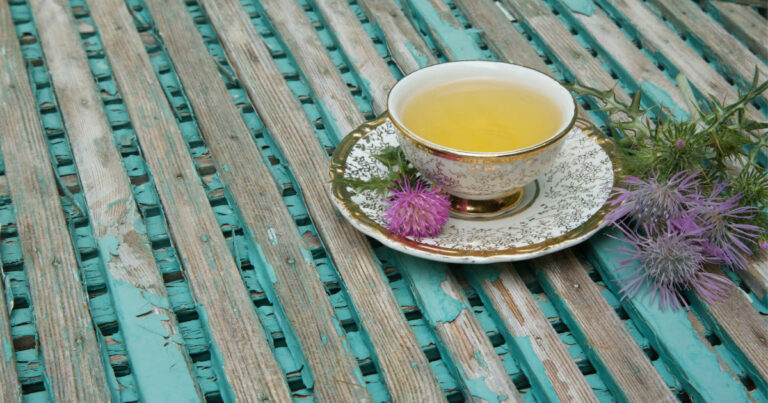 The 3 Types of Tea That the Longest-Living People on the Planet Drink Most - Featured image