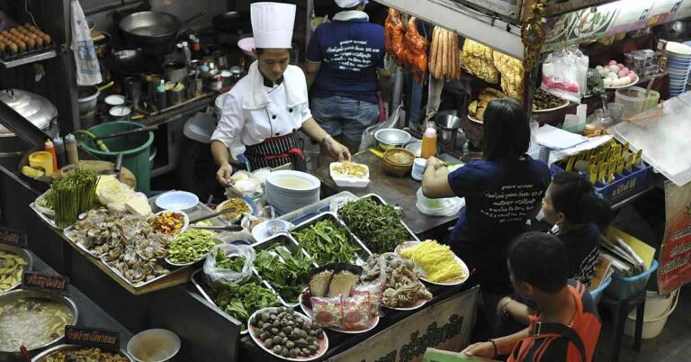 A Single Bite of This Thai Dish Can Give You Liver Cancer - Featured image