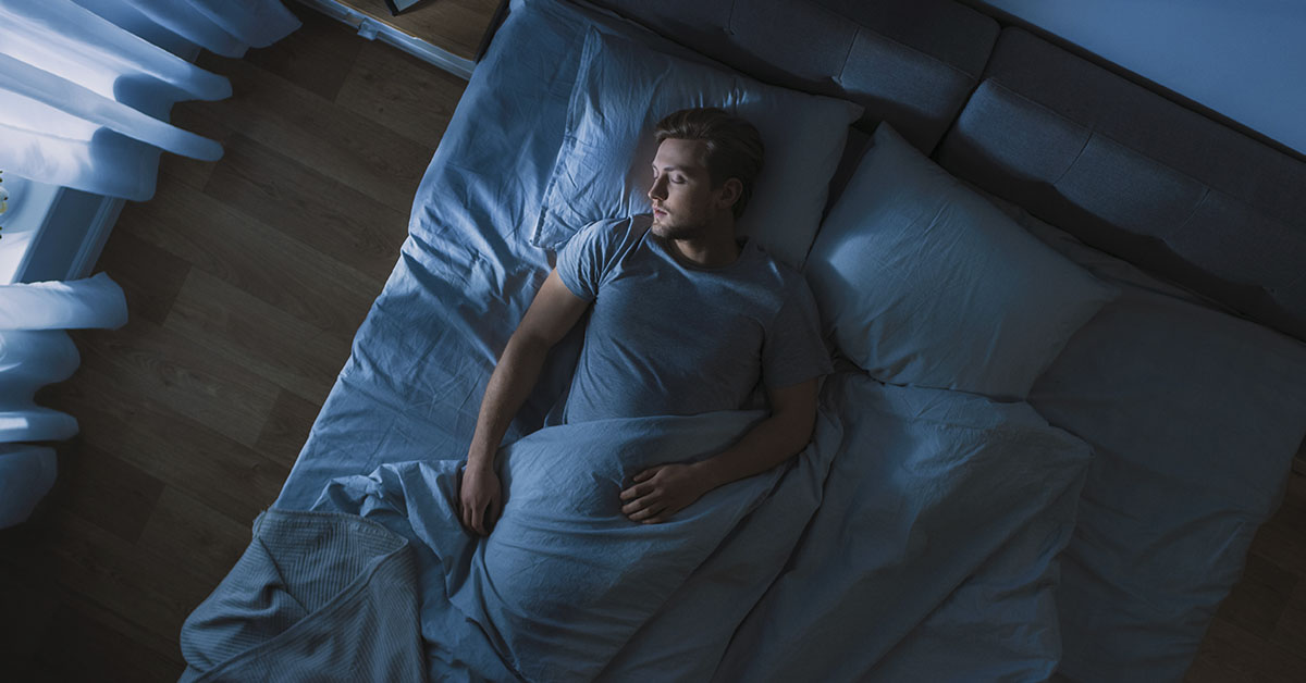 Longevity Doctor Takes 3 Supplements to Improve His Sleep