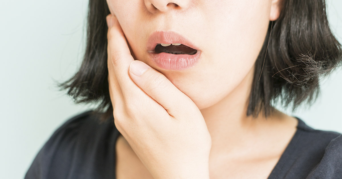 11 Natural Toothache Remedies You Can Do At Home