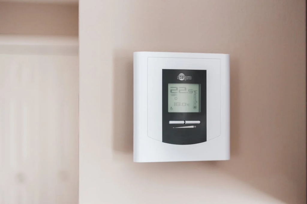 A room temperature between 60 and 67 degrees Fahrenheit is ideal for a restful night's sleep.