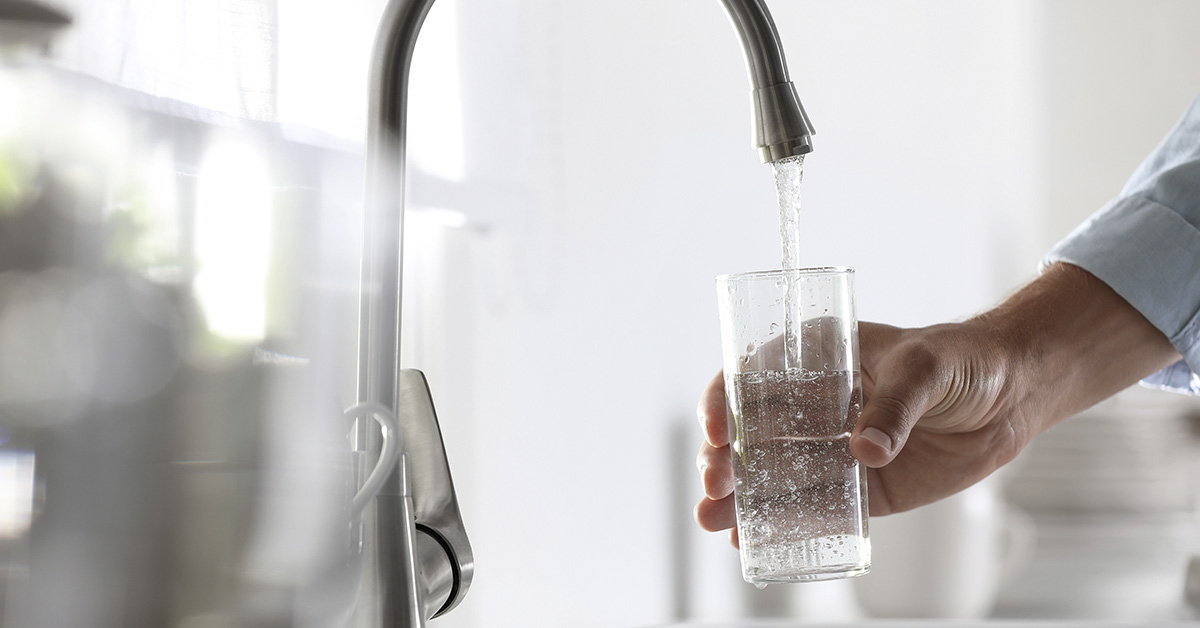 Unusual Symptom of Potentially Deadly Disease Can Be Spotted By the Amount of Water You Drink