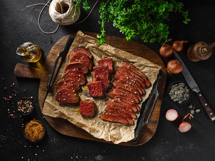 red meat on platter 3d printed