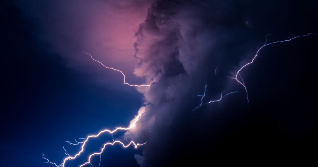Volcanic lightning cause by a volcanic eruption