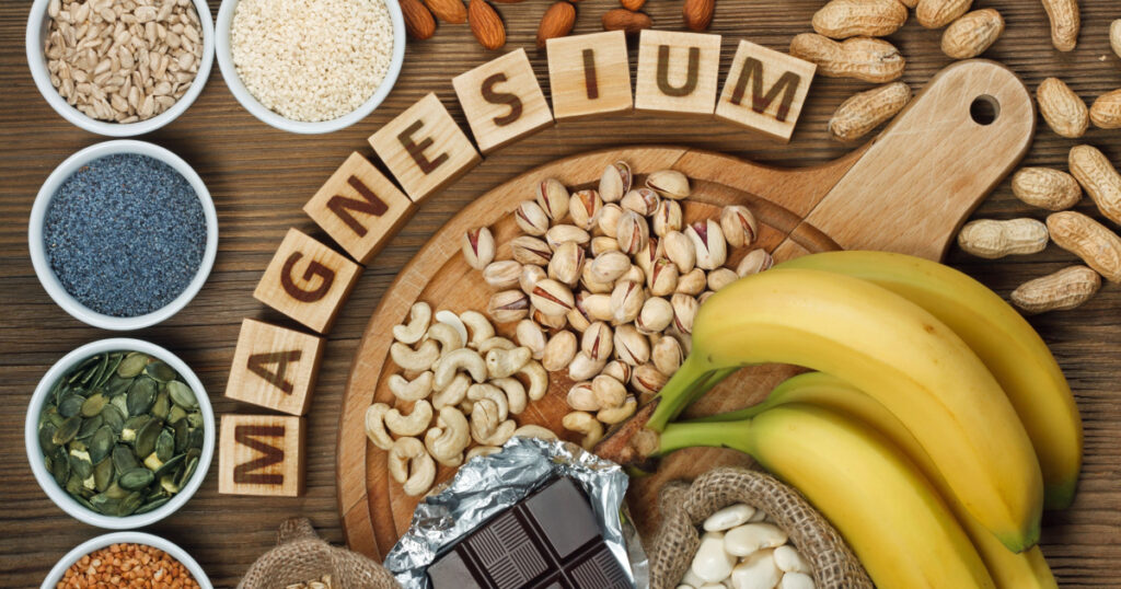 Products containing magnesium: bananas, pumpkin seeds, blue poppy seed, cashew nuts, beans, almonds, sunflower seeds, oatmeal, buckwheat, peanuts, pistachios, dark chocolate and sesame seeds