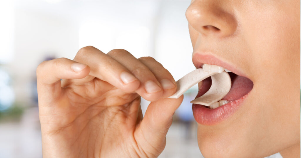 Chewing Gum, Eating, Women.
