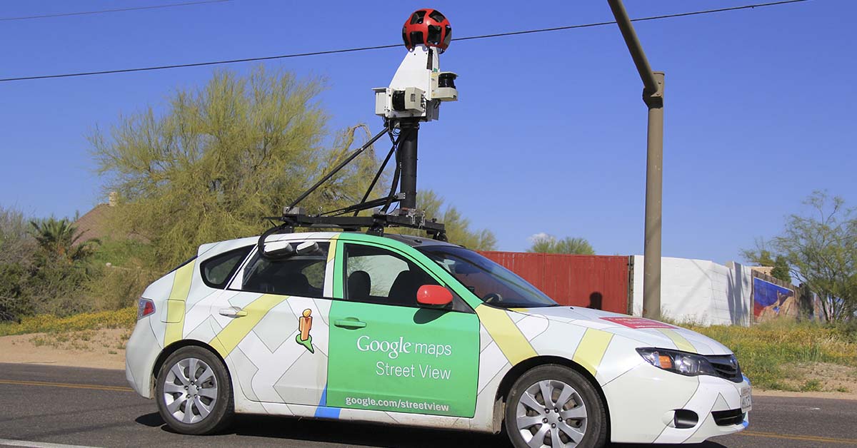 40+ Hilarious Moments Captured By Google Street View