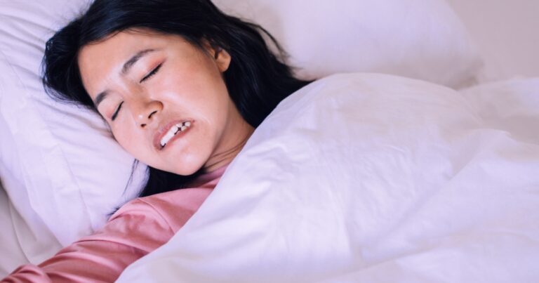 4 Natural Ways to Stop Teeth Grinding and the Headaches, Poor Sleep and Tooth Decay It Causes - Featured image