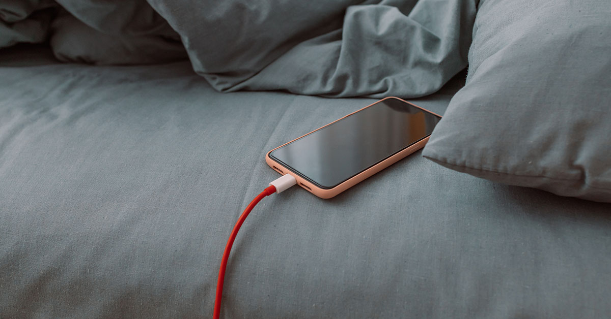 Teen Almost Dead After Phone Charger Accident Leaves His Neck Scarred With 4th Degree Burns