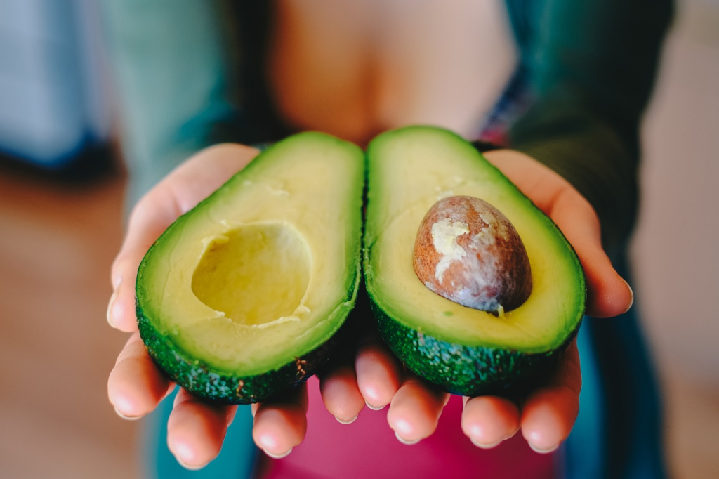 avocado sliced in hafl