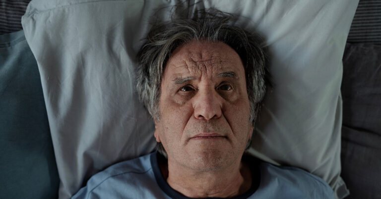 This Nighttime Symptom Could Be A Telling Sign of Heart Disease - Featured image