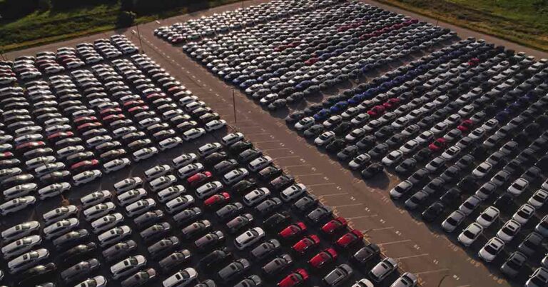 Picture Reveals Why The EV Market is in Big Trouble - Featured image