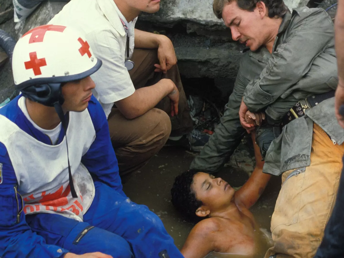Rescue attempt of Omayra following the landslide