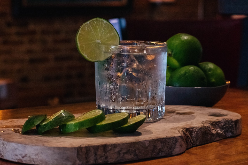 gin cocktail